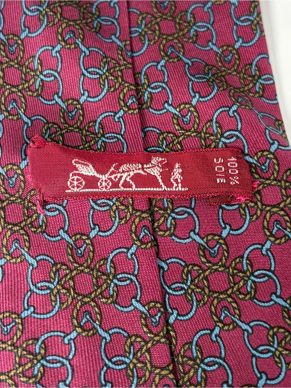 Hermes Men’s Silk Interlocking Horse Bit Pattern Tie Burgundy, Light Blue 760 UA - Picture 5 of 7